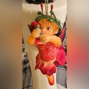 Ashton Drake Heirloom
Ornaments "Beloved
Butterfly" The Enchanted Garden